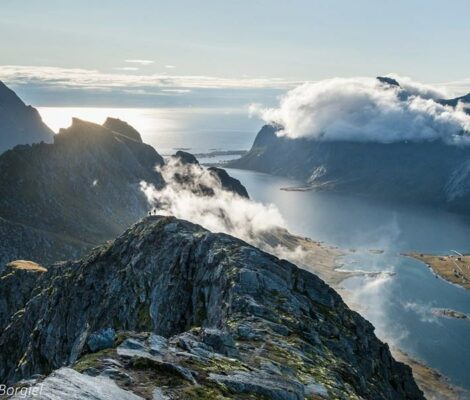 LOFOTEN HIKING EXPERIENCE