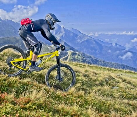 5 DAYS OF ENDURO MOUNTAIN BIKING ANDORRA