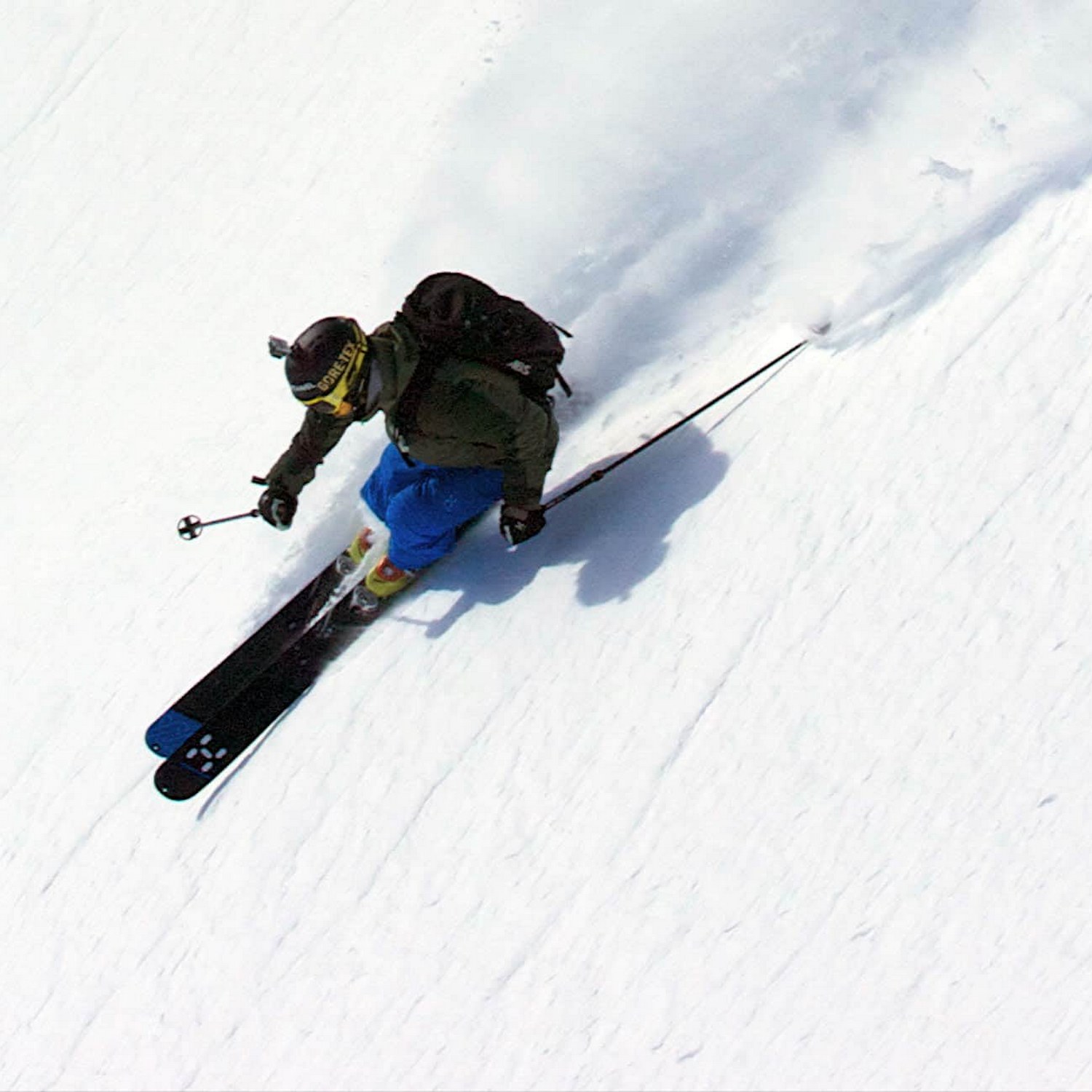 ski hors-piste en poudreuse