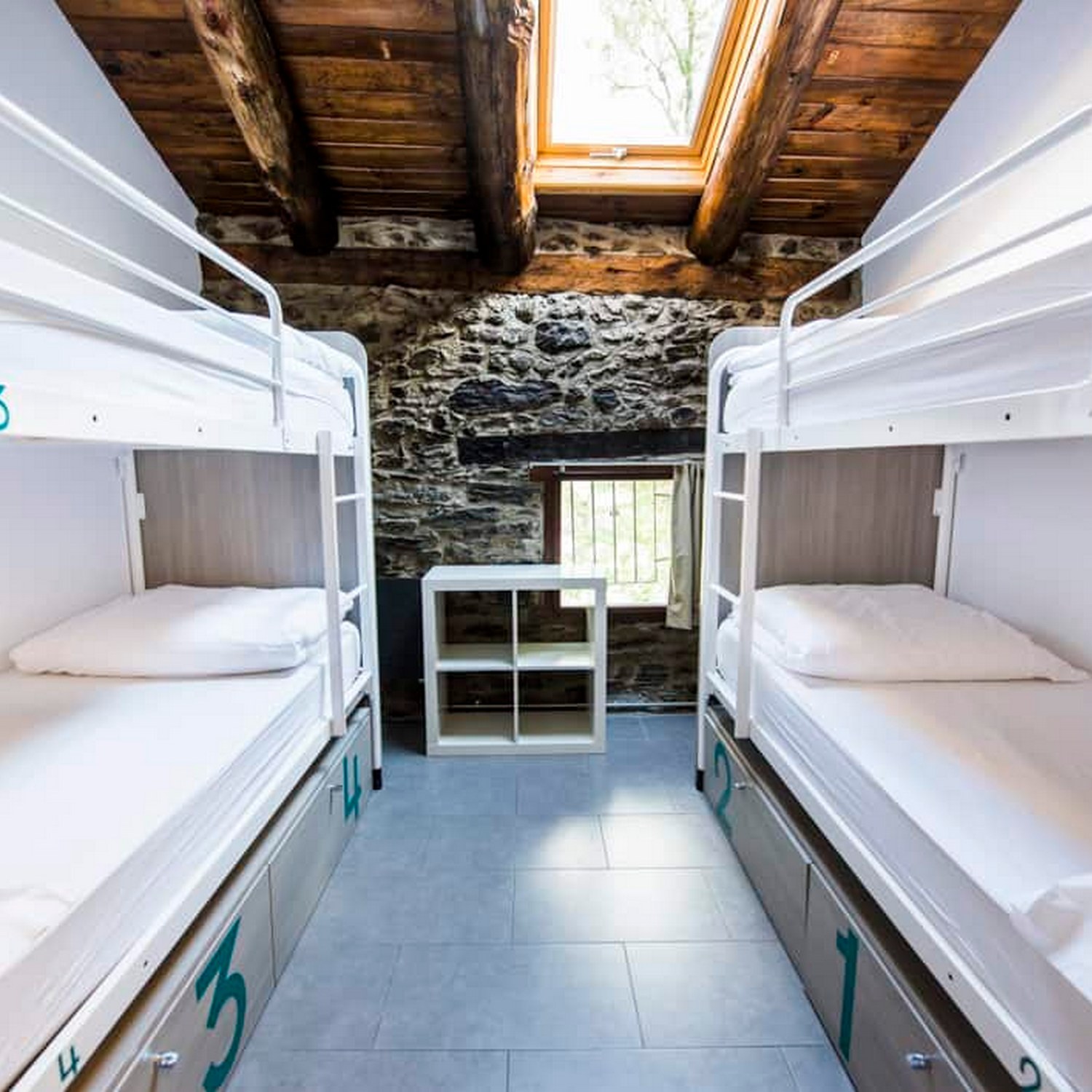 Bedroom Mountain Hostel Tarter