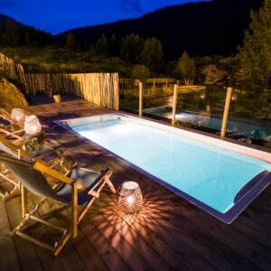 Heated pool Mountain Hostel TArter