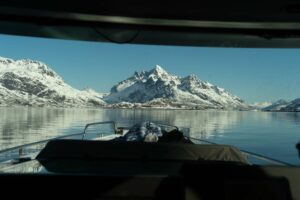 Ski en bateau aux Lofoten