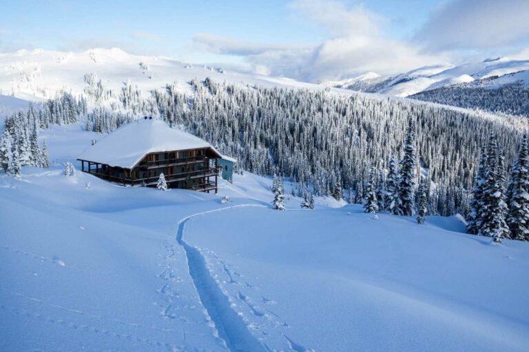 Main Lodge Outnordtravel Canada